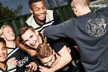 Gemengde reacties Ajax-fans over nieuw uitshirt