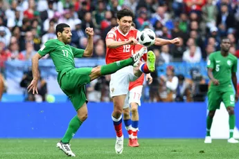 Rusland wint eerste WK-duel overtuigend
