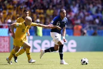 Van 't Schip tipte Australiër Mooy bij Ajax