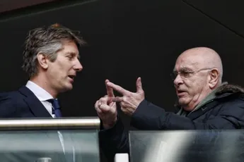Van Praag niet blij met transfer van Kluivert