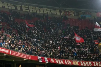 Uitvak viert zege op PSV
