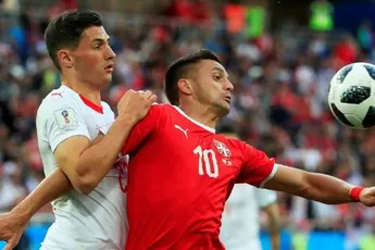 Servië onderuit ondanks assist Tadic
