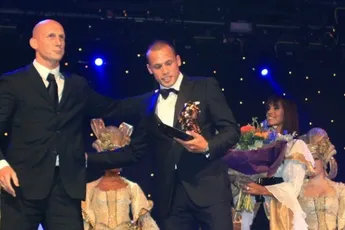 Heitinga: 'Stam kan grote trainer worden'