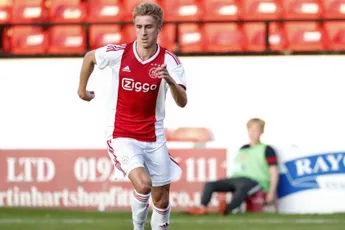 'Johnsen had al de vervanger van Zeneli moeten zijn'