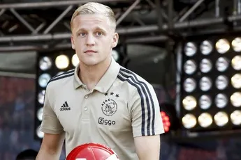 Derksen looft gepasseerde Van de Beek