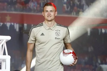 De Ligt: 'Ajax titelfavoriet? Zo simpel is het niet'