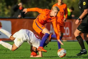 Oranje O17 overtuigend richting halve finales EK