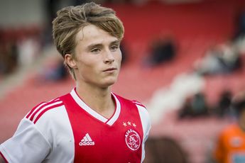 Ajax TV: Highlights PSV O17 - Ajax O17
