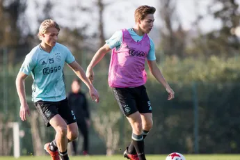 Dolberg fit; Eiting blijft in Amsterdam