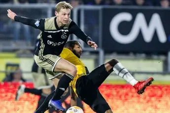Kluivert lovend: 'De Jong lijkt op Busquets'