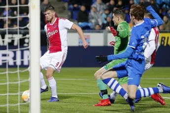 Degelijk Ajax verslaat PEC in enerverende wedstrijd
