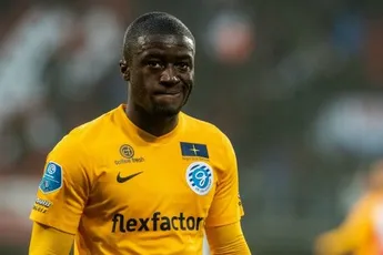 Owusu gaat shirtje ruilen: 'Straks veel geld waard'