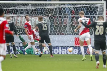 Ajax overklast Utrecht en sluit 2018 goed af