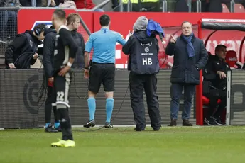Advocaat vergelijkt spel Ajax met Man City