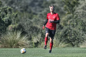 Vd Sar heeft stijve spieren na Ajax-training