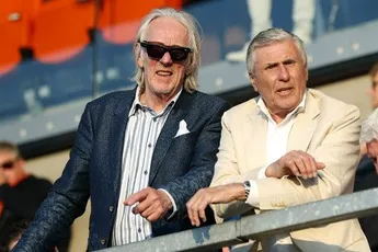 Swart: 'Achterin is Ajax nog beetje kwetsbaar'
