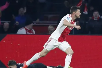 Huntelaar hekelt Ajax-fans inzake kritiek op Lamprou