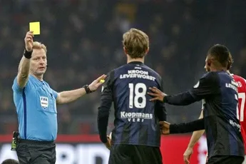 [Update] KNVB: 'Bij technisch probleem hele duel zonder VAR'