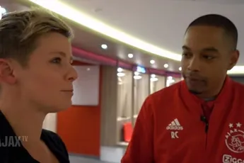 Ziggocam - Kijkje in de kleedkamer van Ajax