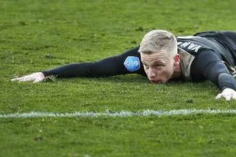 Van de Beek baalt: 'Dan moet je slim zijn'