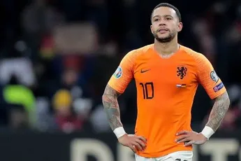 Van Gelder noemt transferoptie voor Ajax: 'Depay?'