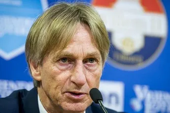 Koster: 'Ajax speelde de tweede helft heel goed'