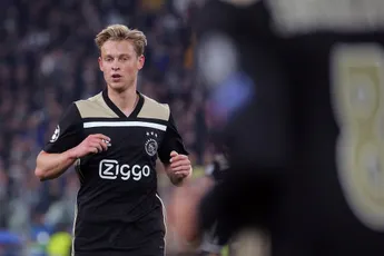 Hiddink: 'Ajax heeft de nestharen afgeschud'
