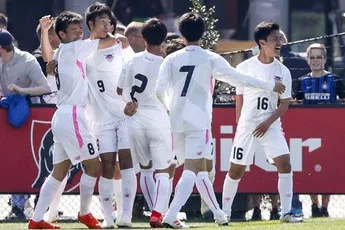 'Eén of twee talenten mogelijkheid Ajax 1 te halen'