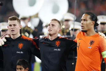 Cillessen weet niets van Barca-komst De Ligt
