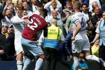 Buitenland: El Ghazi krijgt rood na theaterstuk