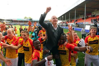 Verweij: 'Ajax heeft meer ijzers in het vuur'