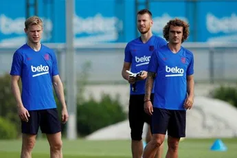 Spaanse krant lovend over duo De Jong en Griezmann