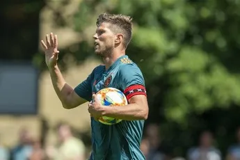 Huntelaar: 'Kan het nog wel een tijdje volhouden'