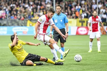 Huntelaar: 'Veel besprekingen over corners'