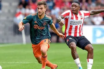 Van Hooijdonk positief verbaasd door Ajax-defensie