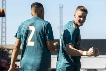 Ajax TV: Highlights Valencia O19 - Ajax O19