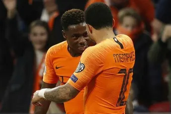 Depay: 'Doet me goed hoe Promes bezig is bij Ajax'