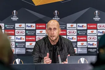 Stam: 'Ook Ajax geeft ruimtes weg'