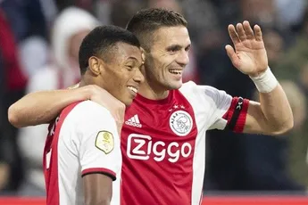 Ajax met speels gemak langs Feyenoord