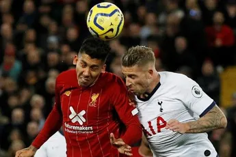 Buitenland: Ex-Ajacieden Spurs onderuit tegen Liverpool