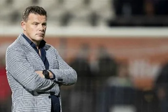 Stegeman gaat elftal niet omgooien richting Ajax