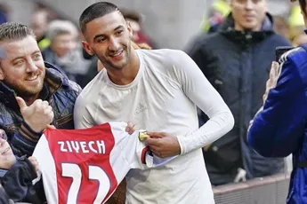 Rondom: Ziyech maakt fan blij met shirt