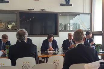 RvC over kritiek De Boer: 'Hoort bij het spel'