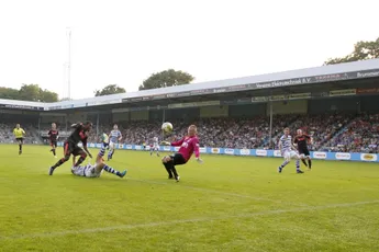 Reis met de SV Ajax-bus naar De Graafschap