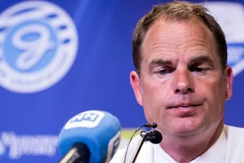 De Boer: 'Misschien Davy eruit moeten halen'