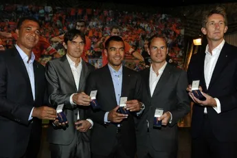 Gullit snapt opgestapte De Boer