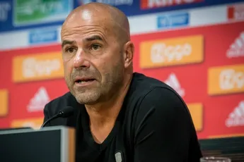 Bosz: 'Het verdedigen begint altijd voorin'