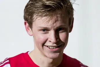 De Jong: 'Cruijff heeft grote invloed gehad'