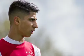 Zamani wijst United af en blijft bij Ajax