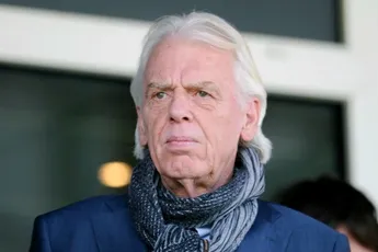 Beenhakker verbaasd: 'De gekte is toegeslagen'